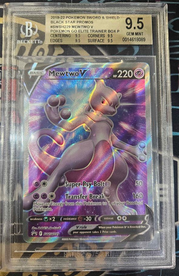 Mewtwo V - Promo - Beckett - Gem Mint 9.5