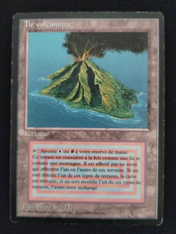 Volcanic Island - Revised Foreign Black Border - French - HP