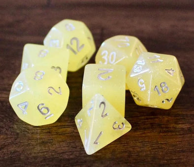 Adventure Dice - 7 Piece Set - Banana Cream Pie